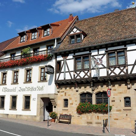 Отель Weinkastell Zum Weissen Ross Кальштадт Экстерьер фото